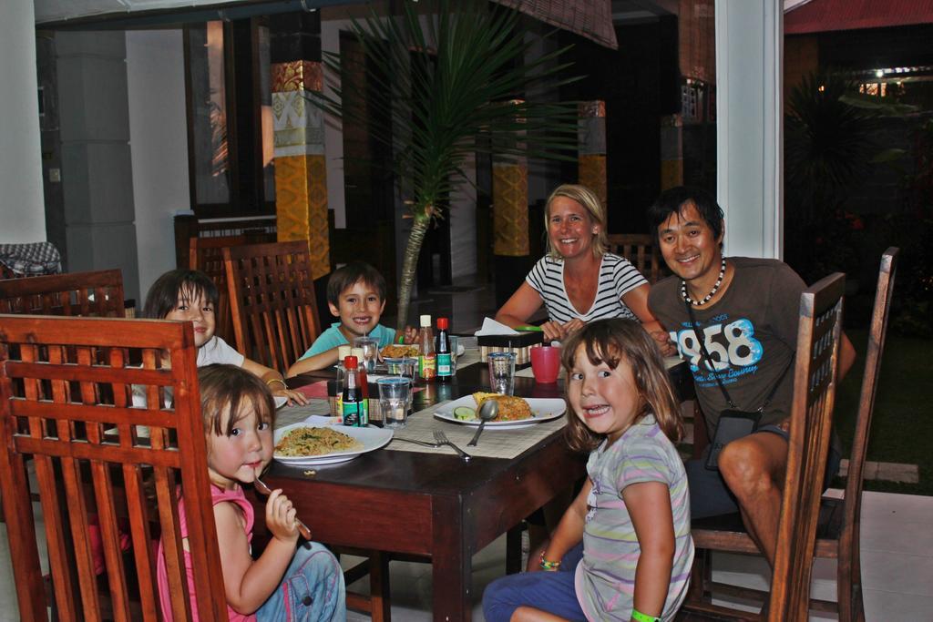 Dangin Mangkalan Homestay Munduk Eksteriør bilde